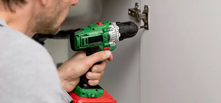 Commercial Door Hinge Repair Southaven
